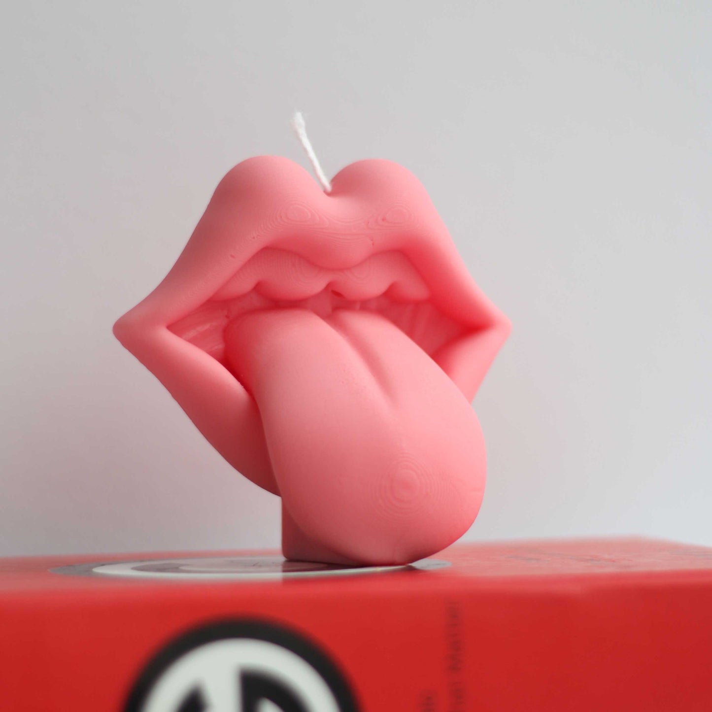 LIPS CANDLE